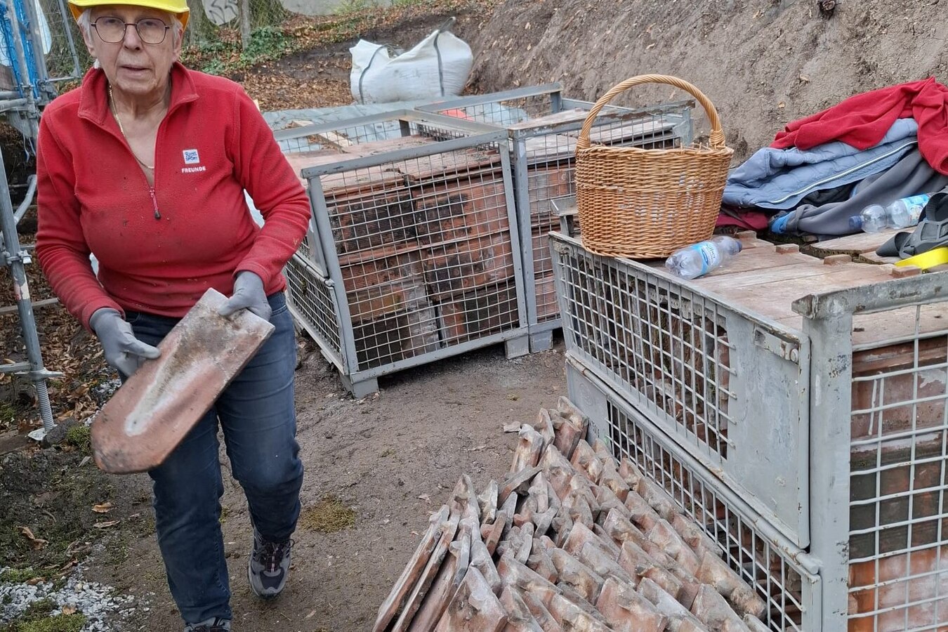 20251029_UGL_Scheune-Dachabdecken_10639fad_bearb-500kb